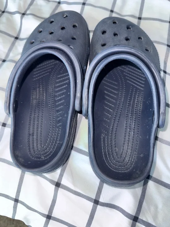 CROCS Kids Navy Blue Classic Clogs - Picture 2 of 6